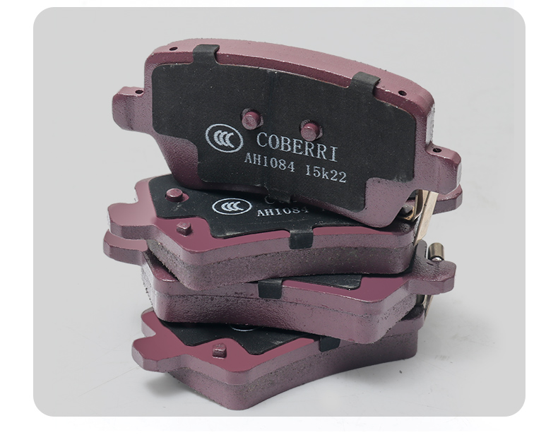 Wholesale New Ceramic Formula Noiseless Auto Brake System Parts Car Brake Pads for nissan Fuga