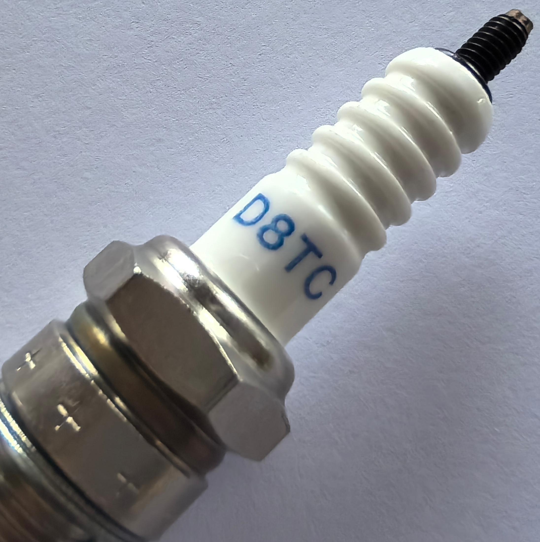LG D8TC Customizable Motorcycle Spark Plugs For NGK D8EA For ZS125 ZS150 engine Spark Plugs. For Lawn Mowers Too
