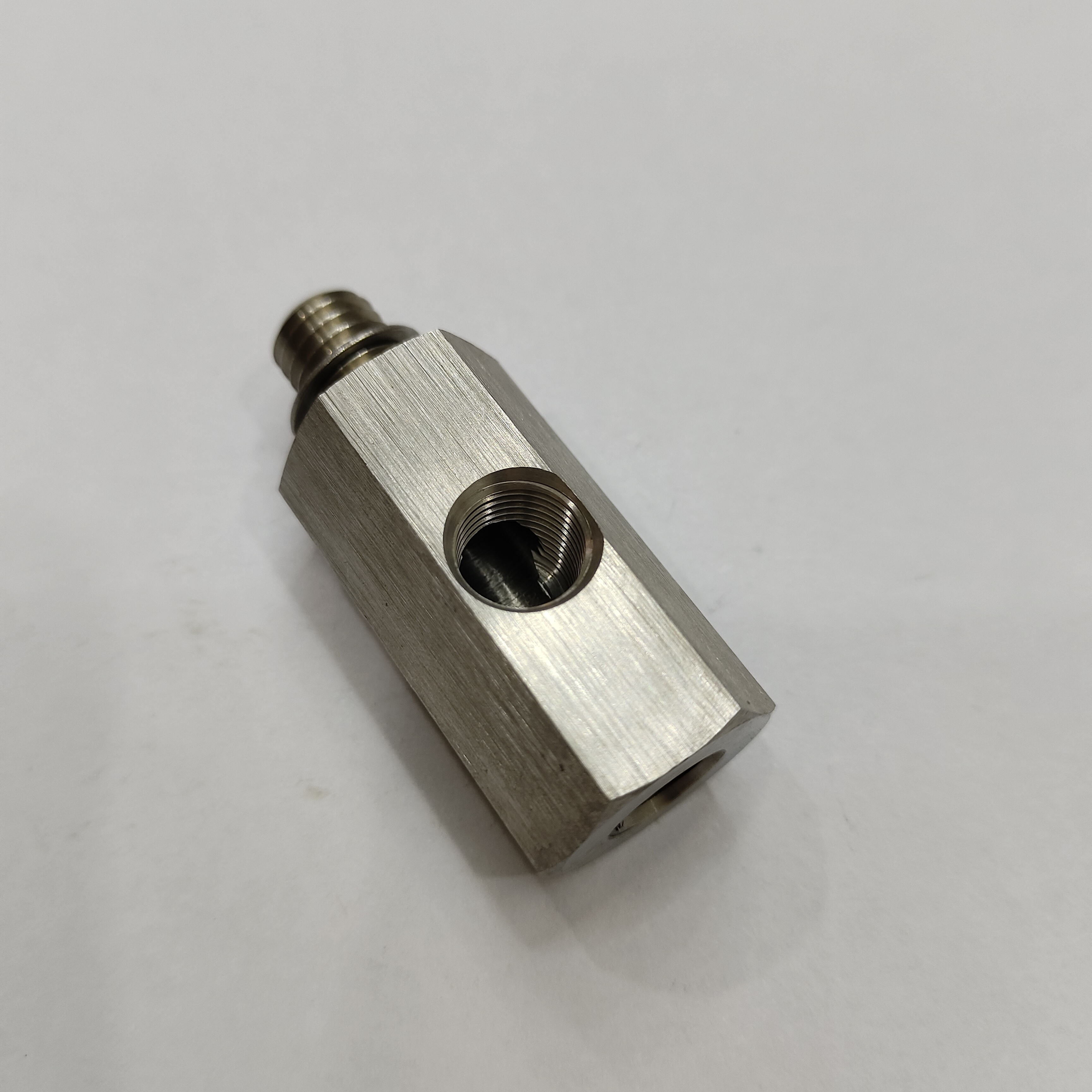 Auto Parts Modification Adapter Stainless Steel M14*1.5 Side Hole Fuel Pressure Fitting