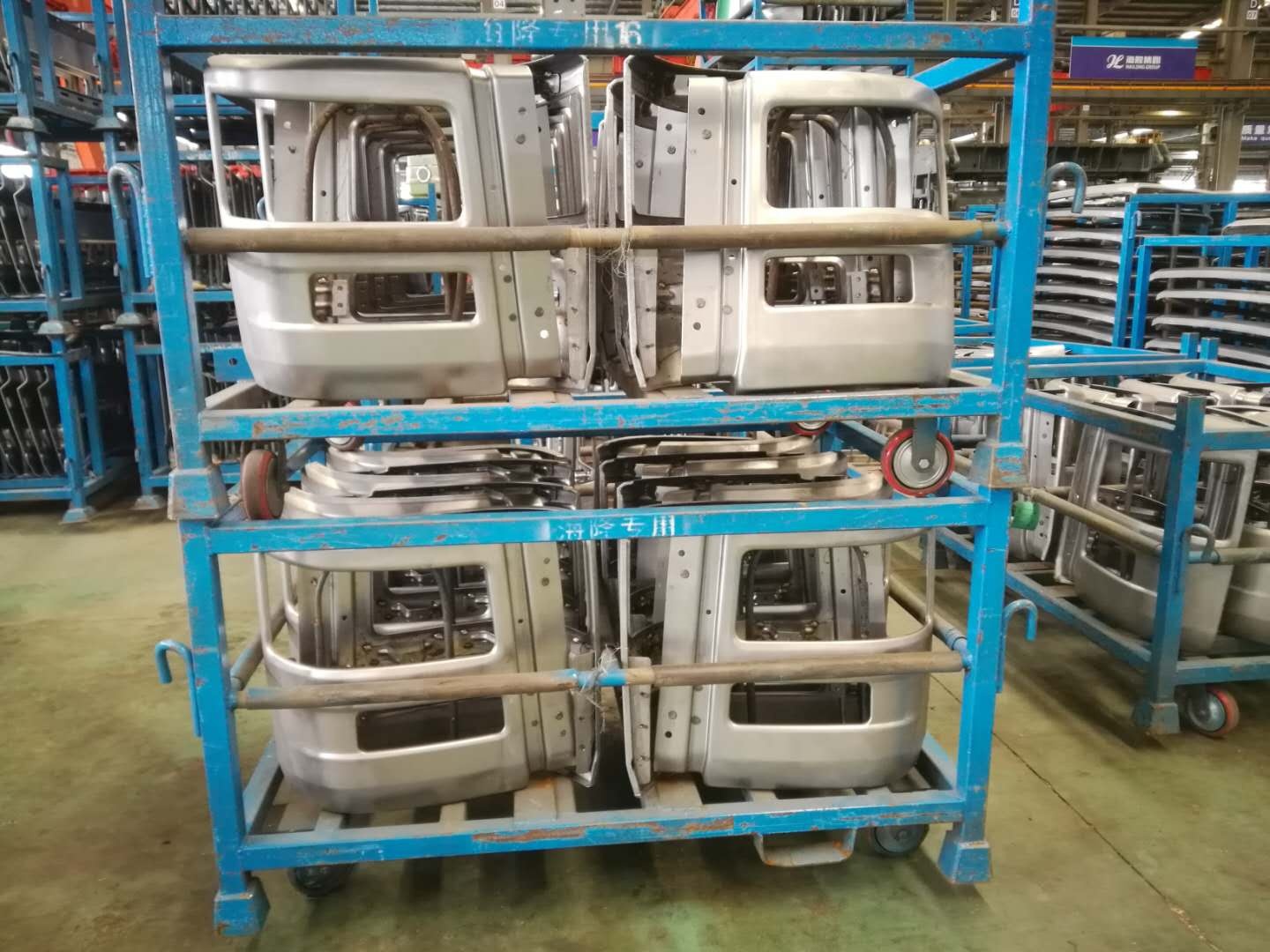 China Factory Made Body Parts Manufacture Body Kit Auto Car Truck Parts