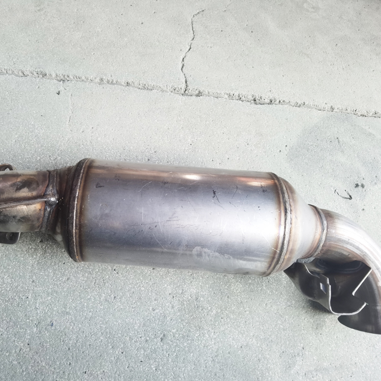 Factory Wholesale Direct Fit Katalysator Car Engine Automotive Parts New Exhaust System Catalytic Converters Accessories