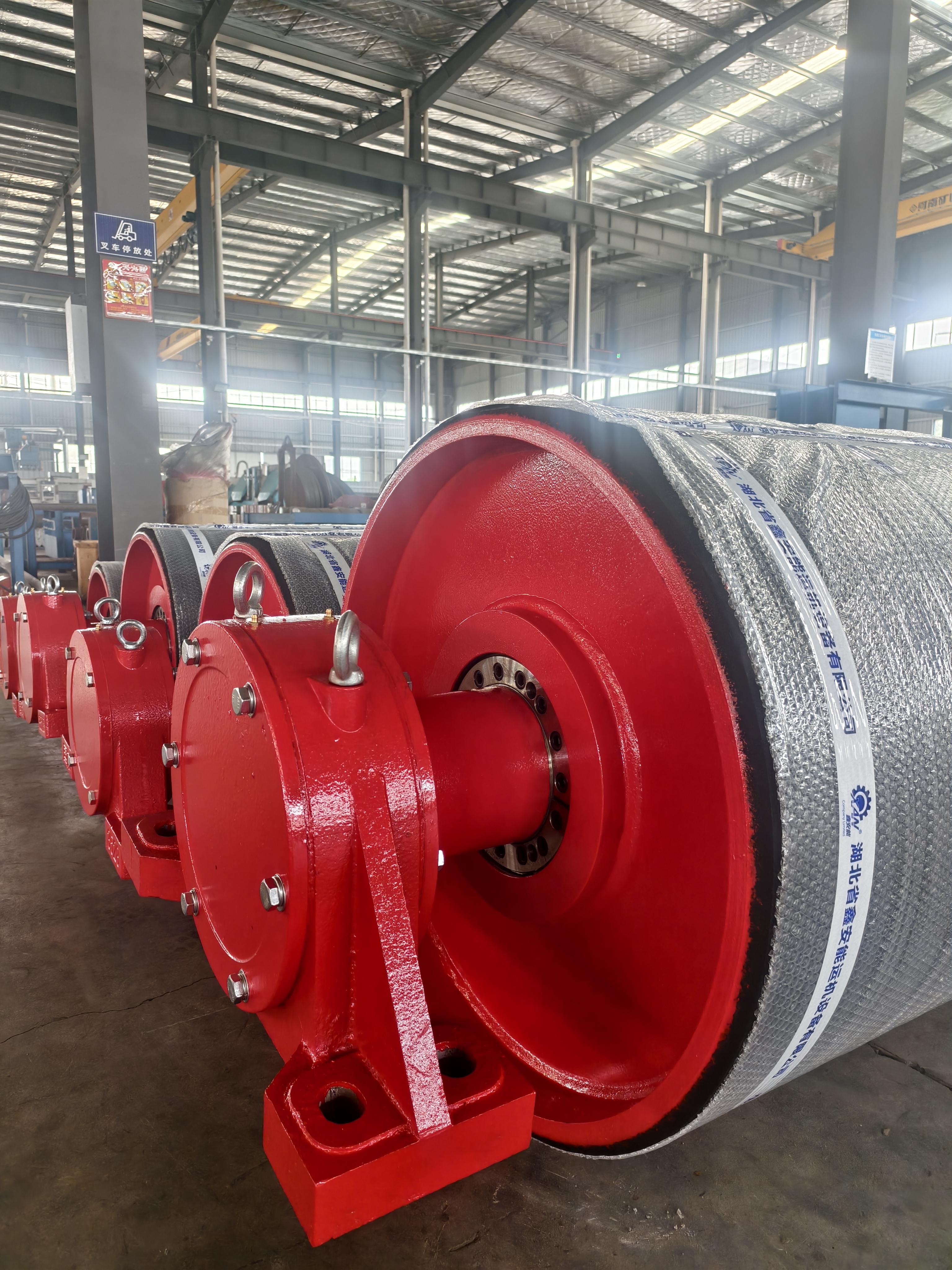 High Quality ISO Certified Double Sealed Bearing Drive Pulley Head Tail Drum Pulley For Conveyor Parts In Conveyor Belt System