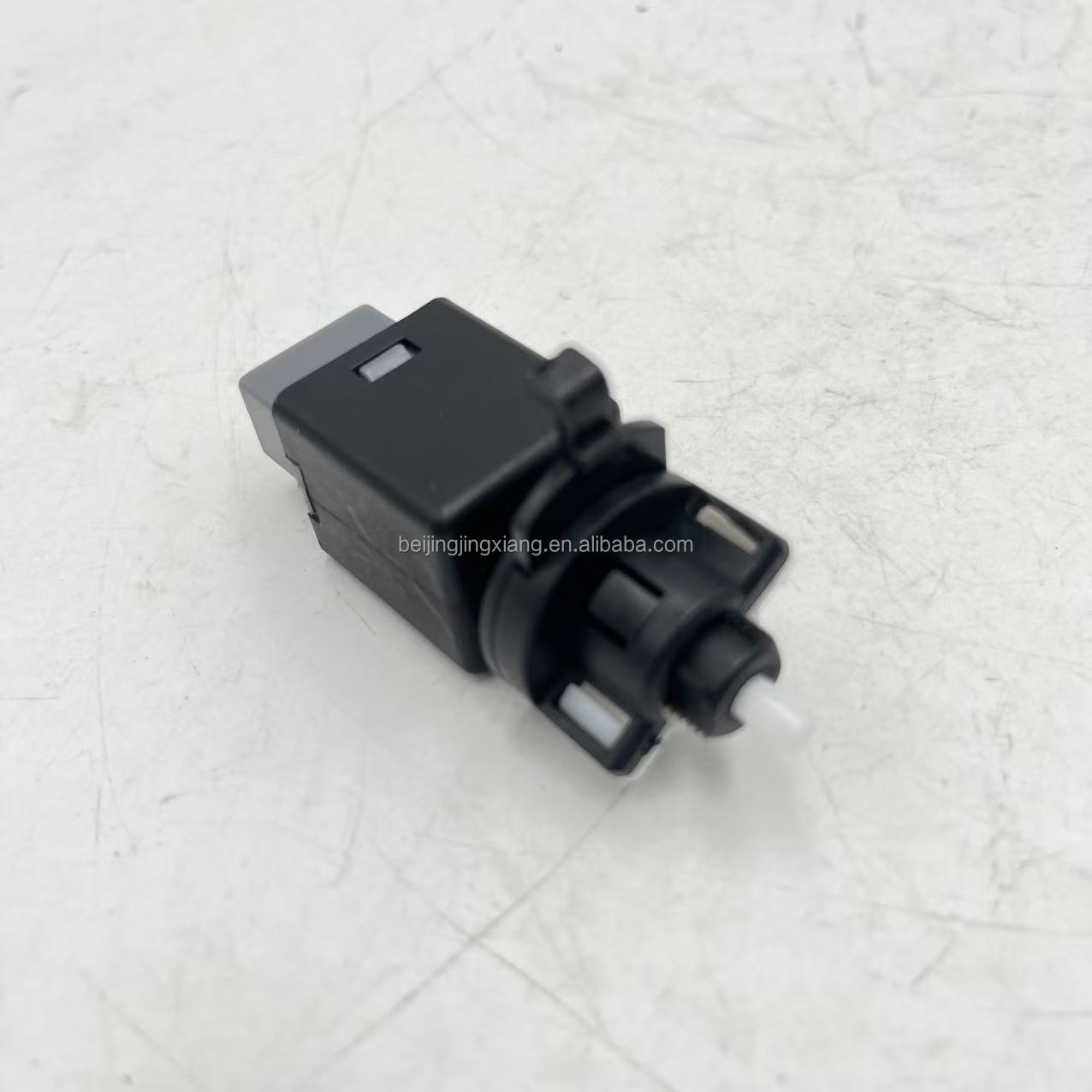 Automobile Electrical System Parts, Automotive Brake Lights, Brake Switch 93810-3S700, 938103S700, Applicable to Modern Kia