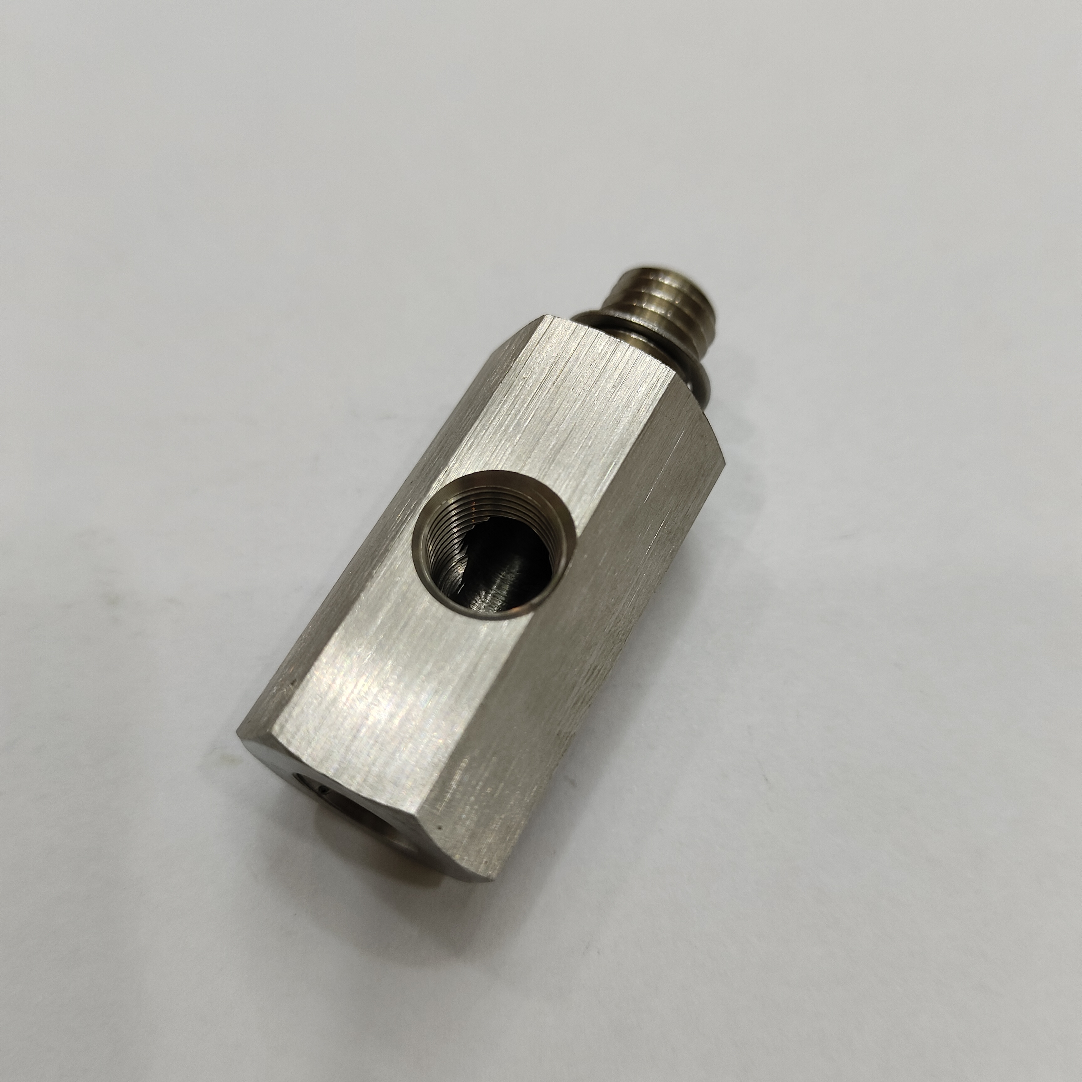 Auto Parts Modification Adapter Stainless Steel M14*1.5 Side Hole Fuel Pressure Fitting