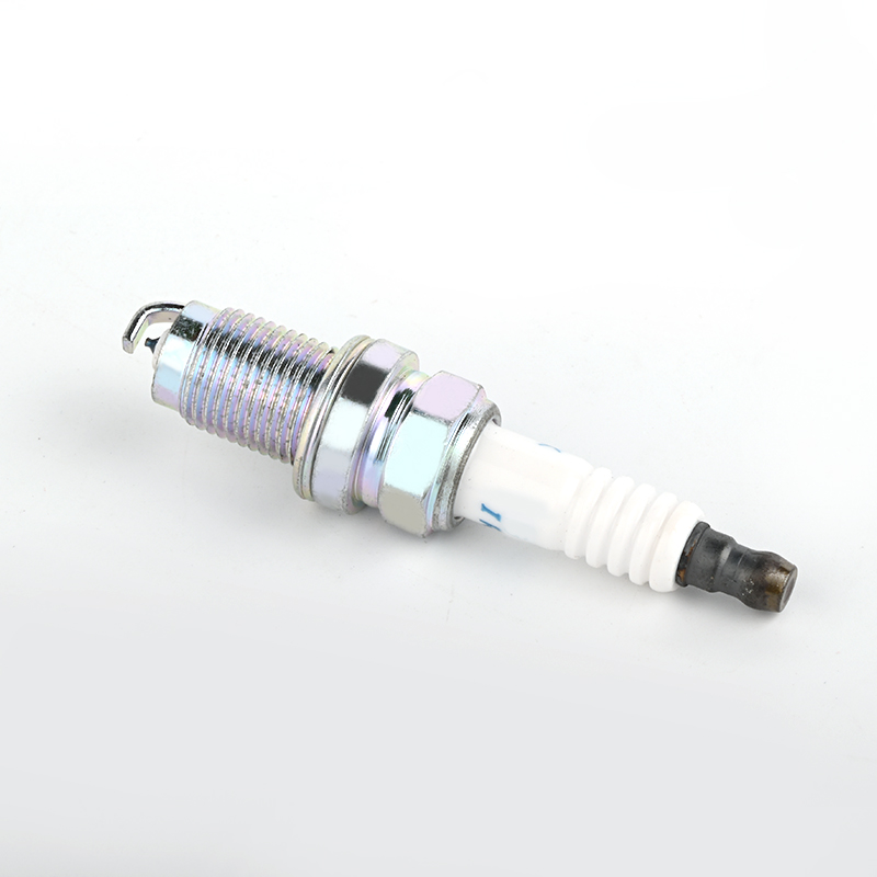 Iridium Spark Plug 9807B-5617W IZFR6K11 Cheap Car Spark Plug Bujia Automotive Spare Parts for Honda