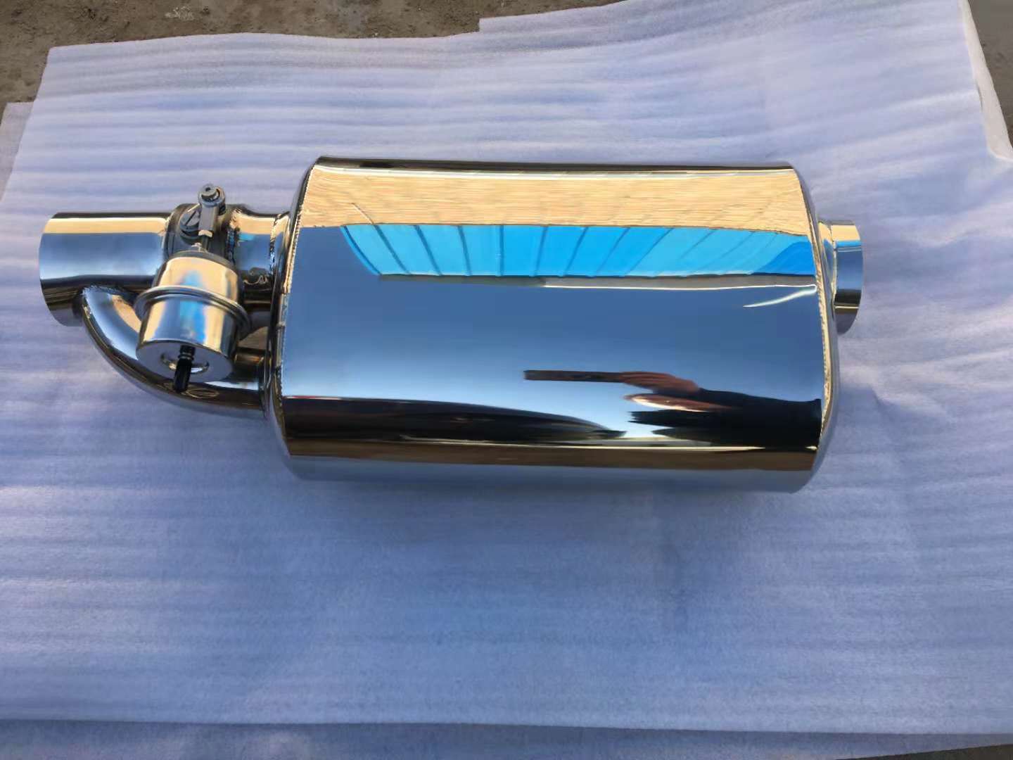 Exhaust Muffler View 2