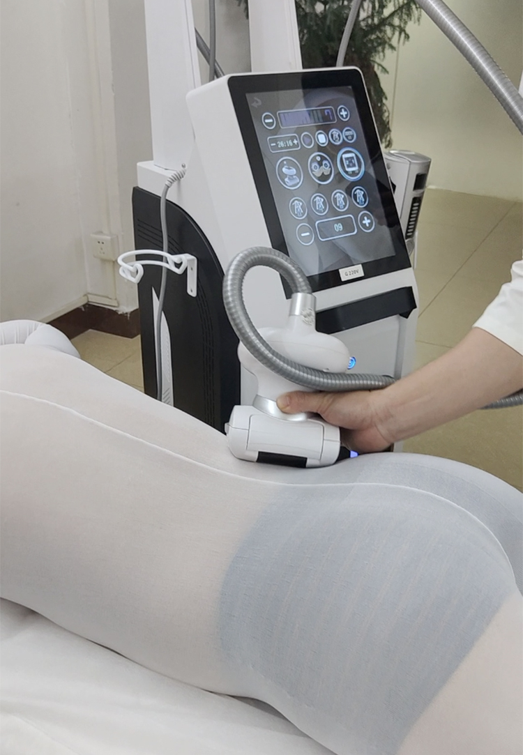 Vacuum Roller Therapy Machine