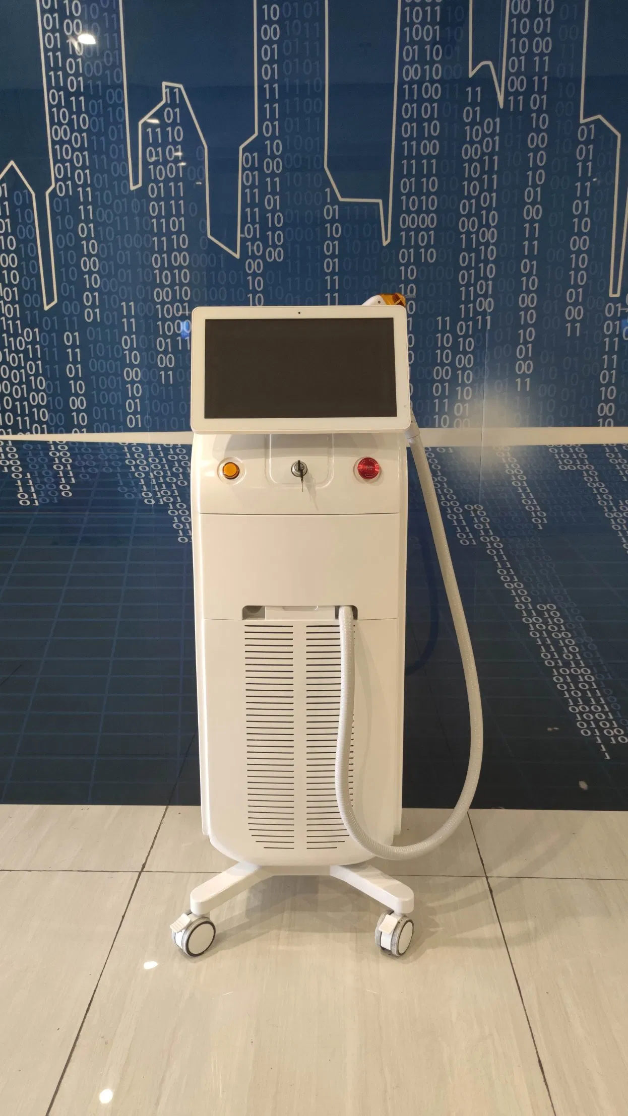 1600W High Power 808nm 755nm 1064nm Triple Waves Diode Hair Removal Laser Device