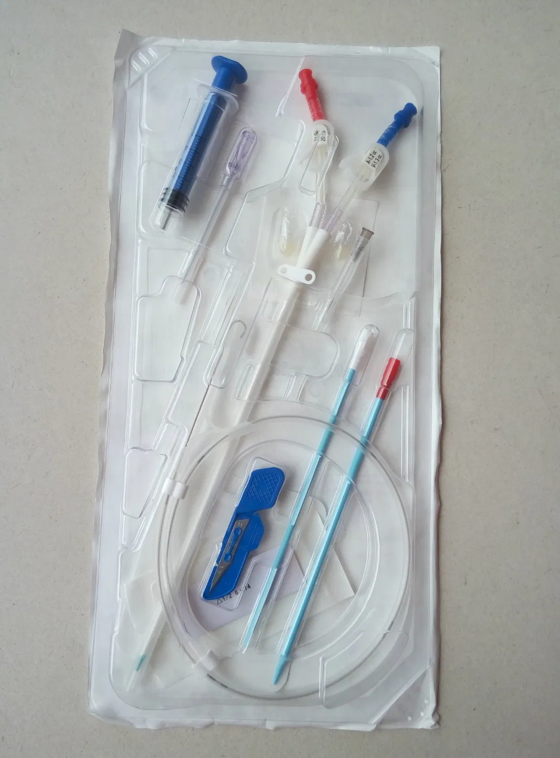 Kit de Catéter de Hemodiálisis - Preconfigurado para Terapia Renal Aguda y Crónica