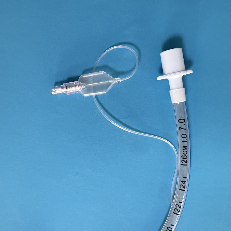 Tubo endotraqueal desechable de PVC con cuff y catéter de succión reforzado