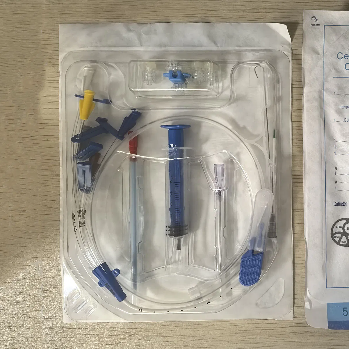 Set de CVC multipuerto 5 catéter venoso central de Lumen 8,5fr-20cm