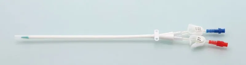 Catéter de doble lumen para hemodiálisis con hem de curva previa y antimicrobiano AG
