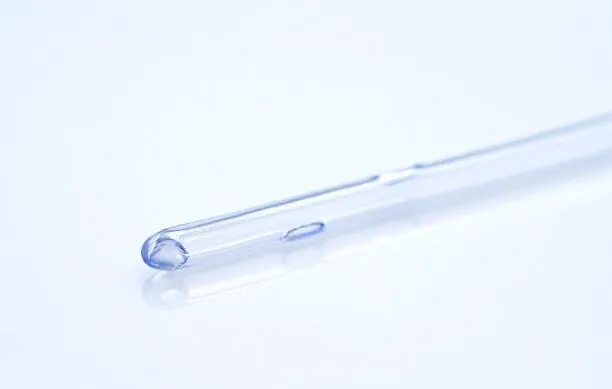 Catéter intermitente Nelaton recubierto hidrofílico con sachet de agua
