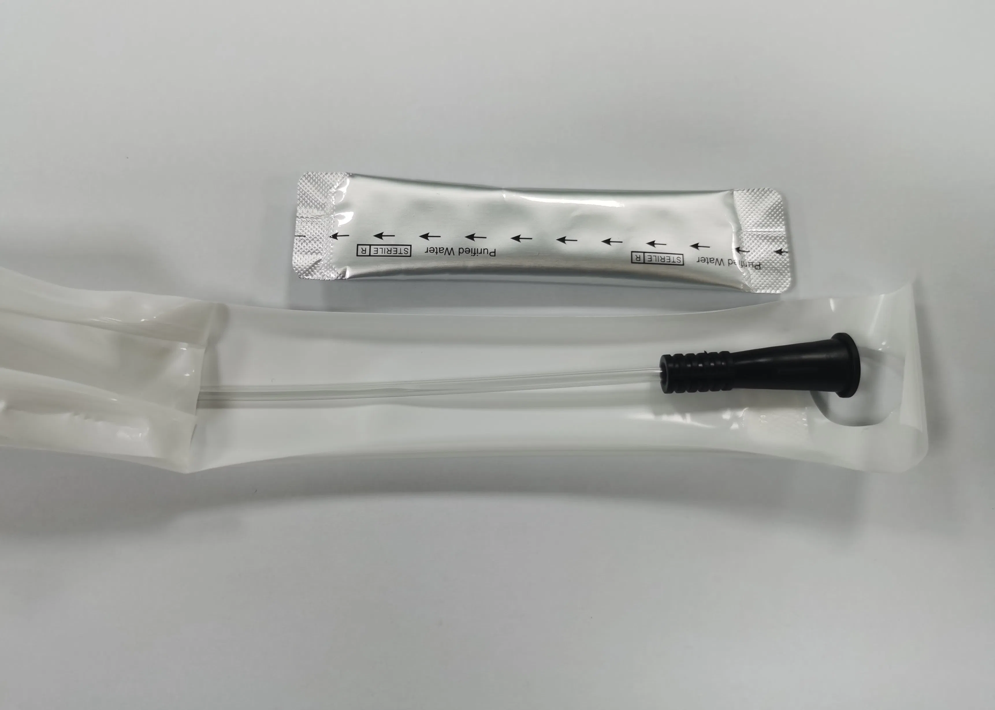 Catéter intermitente desechable hidrofílico recubierto de PVC y TPU