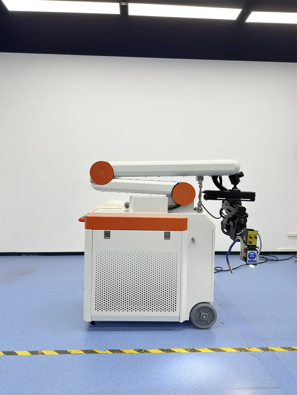 Machine Picture01