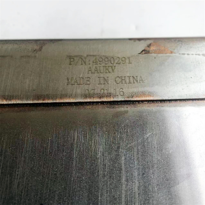 Foton Cummins Isf3.8 Genuine Original Oil Cooler Core 4990291