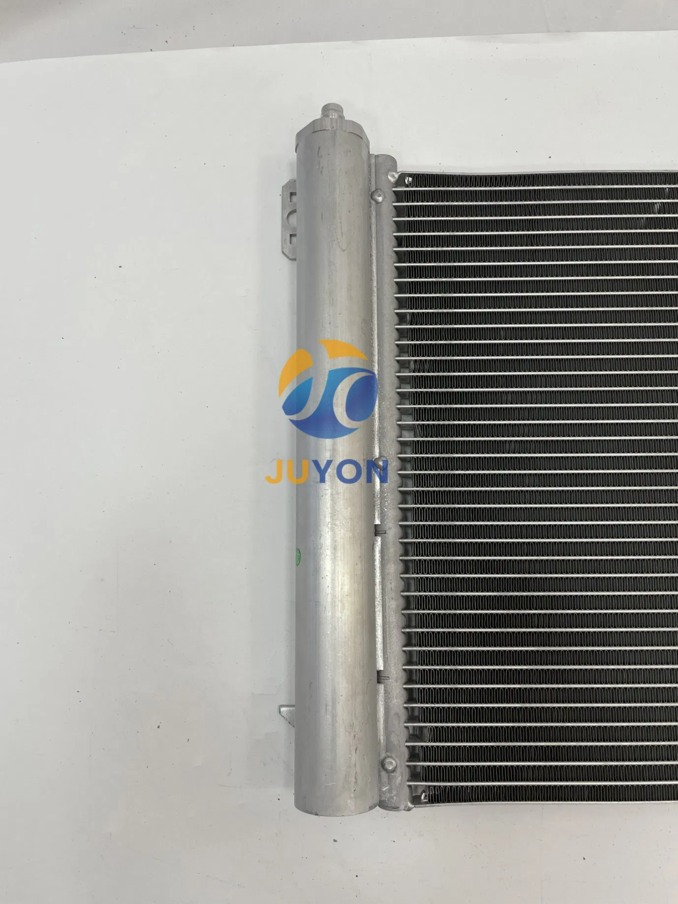 Hot Selling Refrigeration Car Air Conditioning Condenser for Benz 2035001354