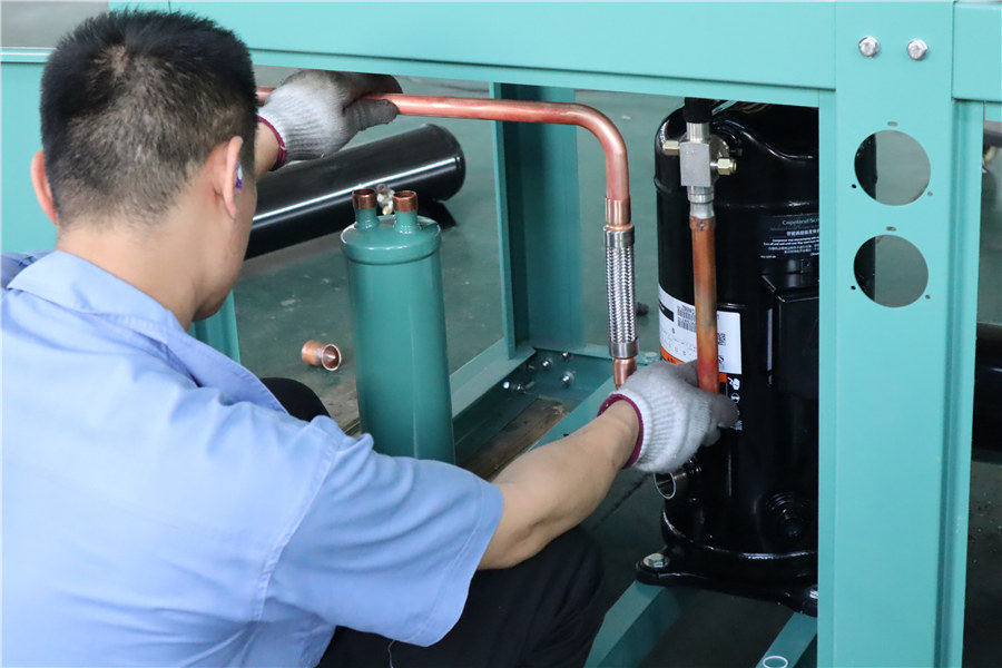 YSHT insulation panel quality control inspection