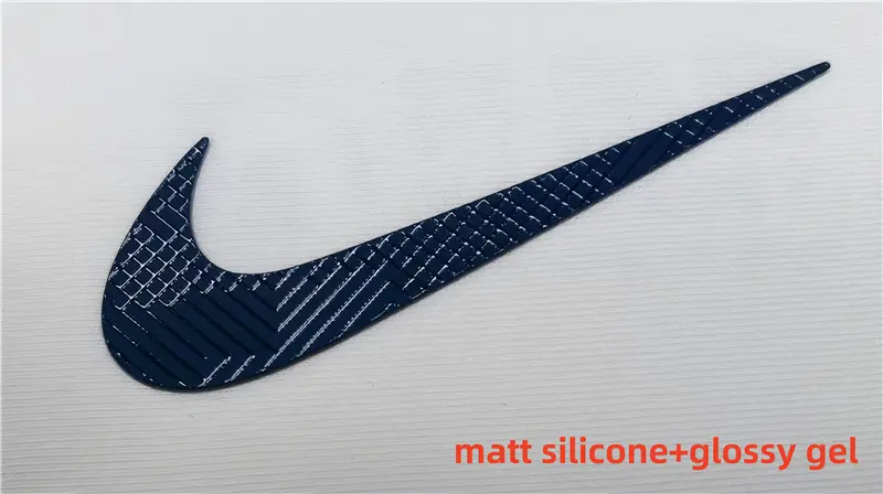 Screen-Printed Silicone Transfers Manufacturing 01 (3)