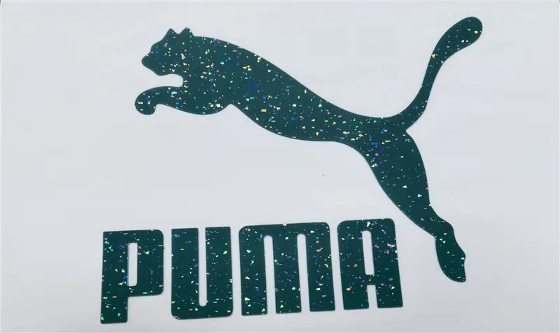 Screen-Printed Silicone Transfers Manufacturing 01 (2)