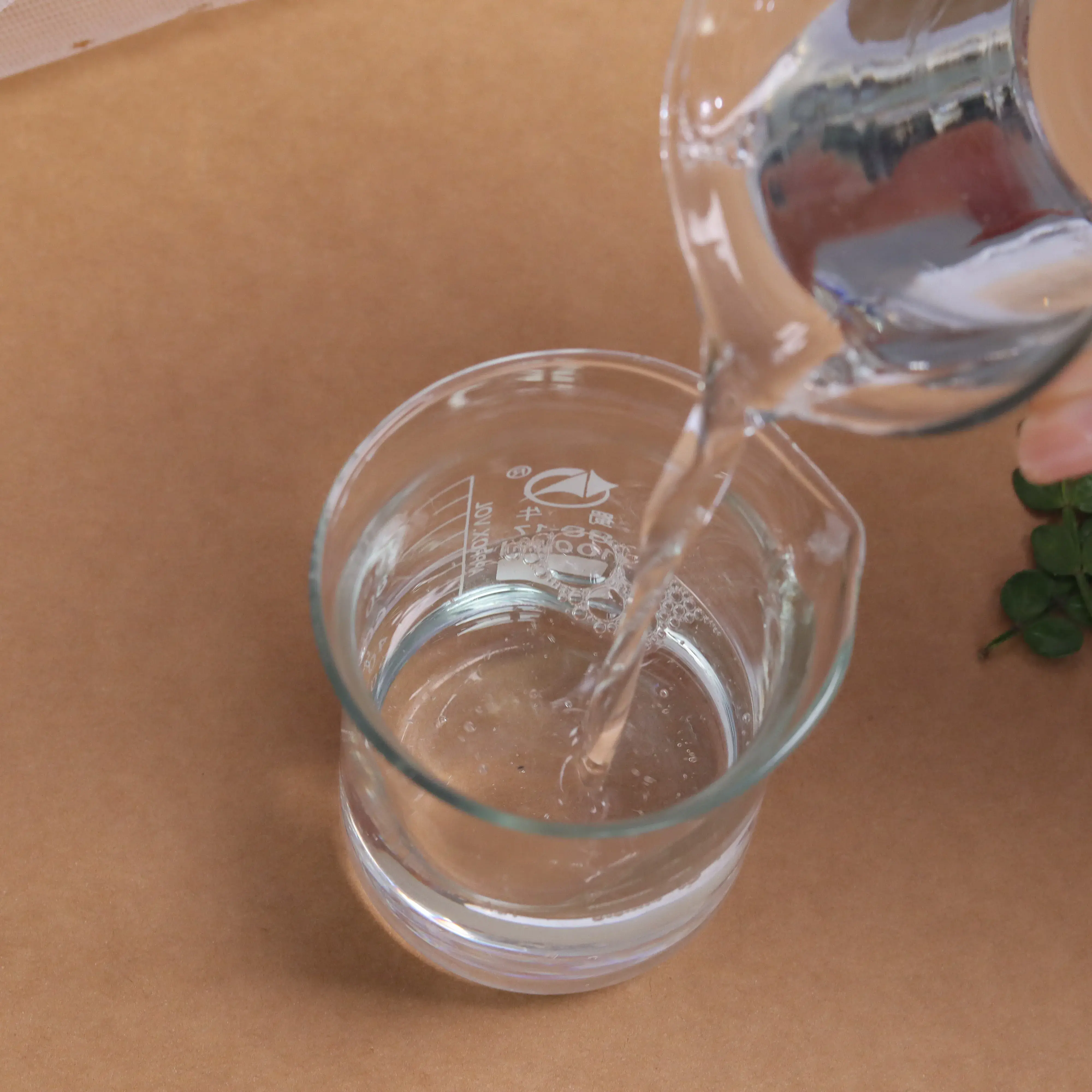Wholesale Cosmetic Raw Material Suppliers Wholesale 1 2-Hexanediol Colorless Transparent Liquid Suppliers, Exporter