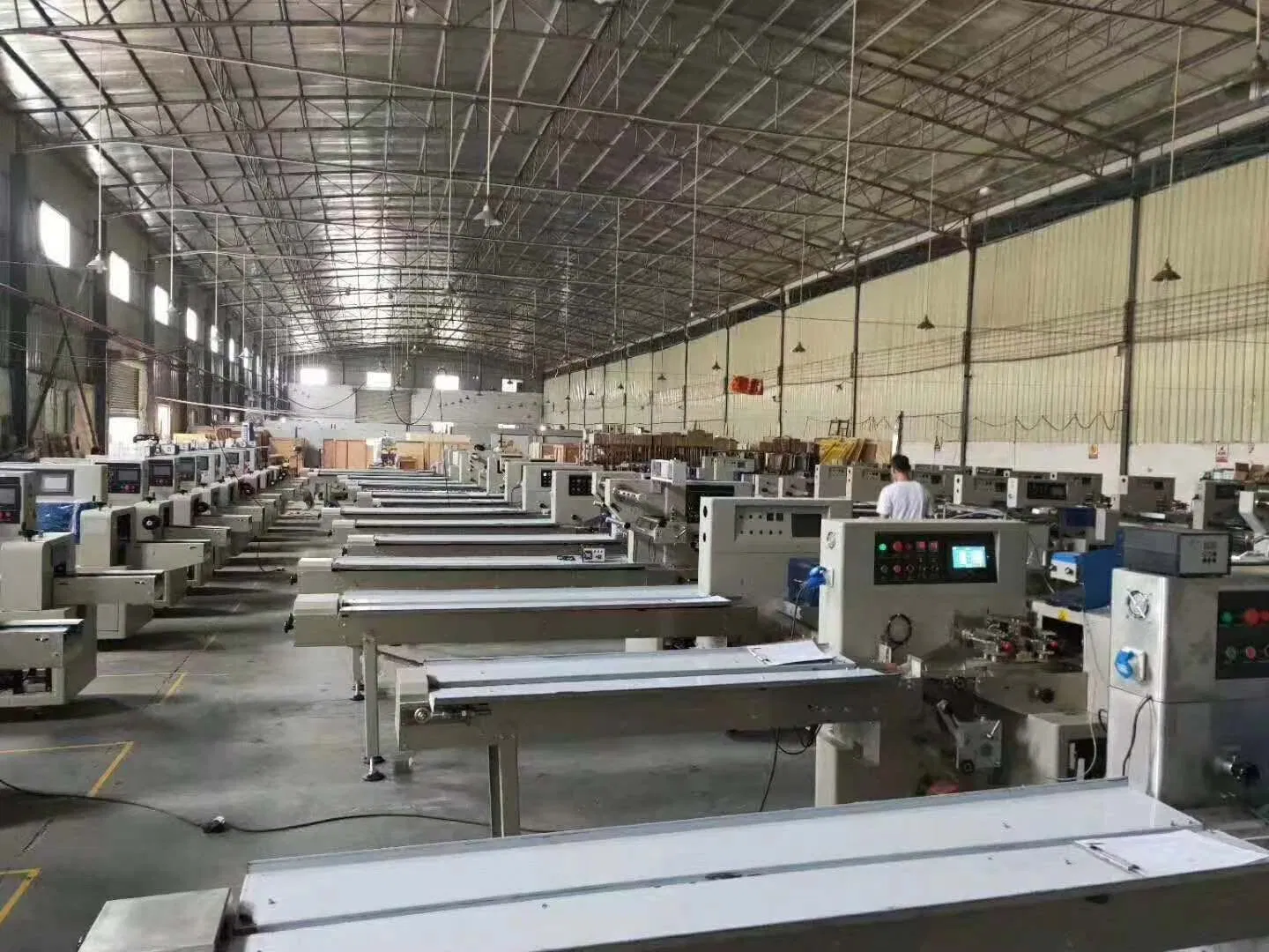 Máquina de Embalagem de Noodles de Arroz em Fluxo Horizontal Máquina Automática de Embalagem de Massa Seca