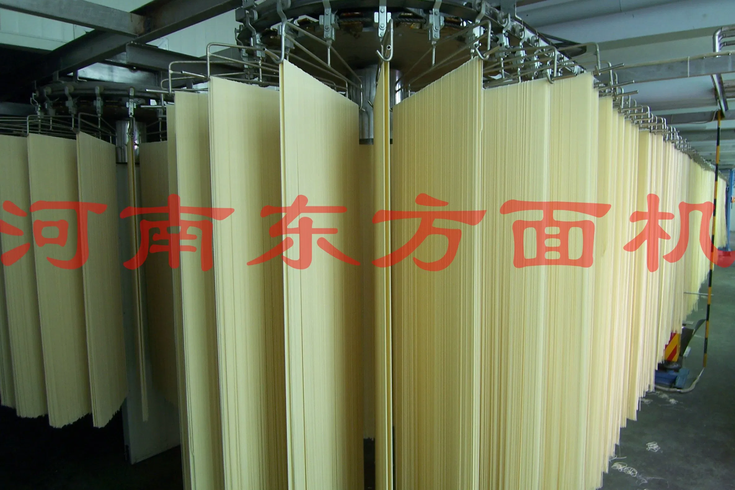 Linhas de Processamento de Noodles Instantâneos Populares / Linha de Produção de Noodles Instantâneos