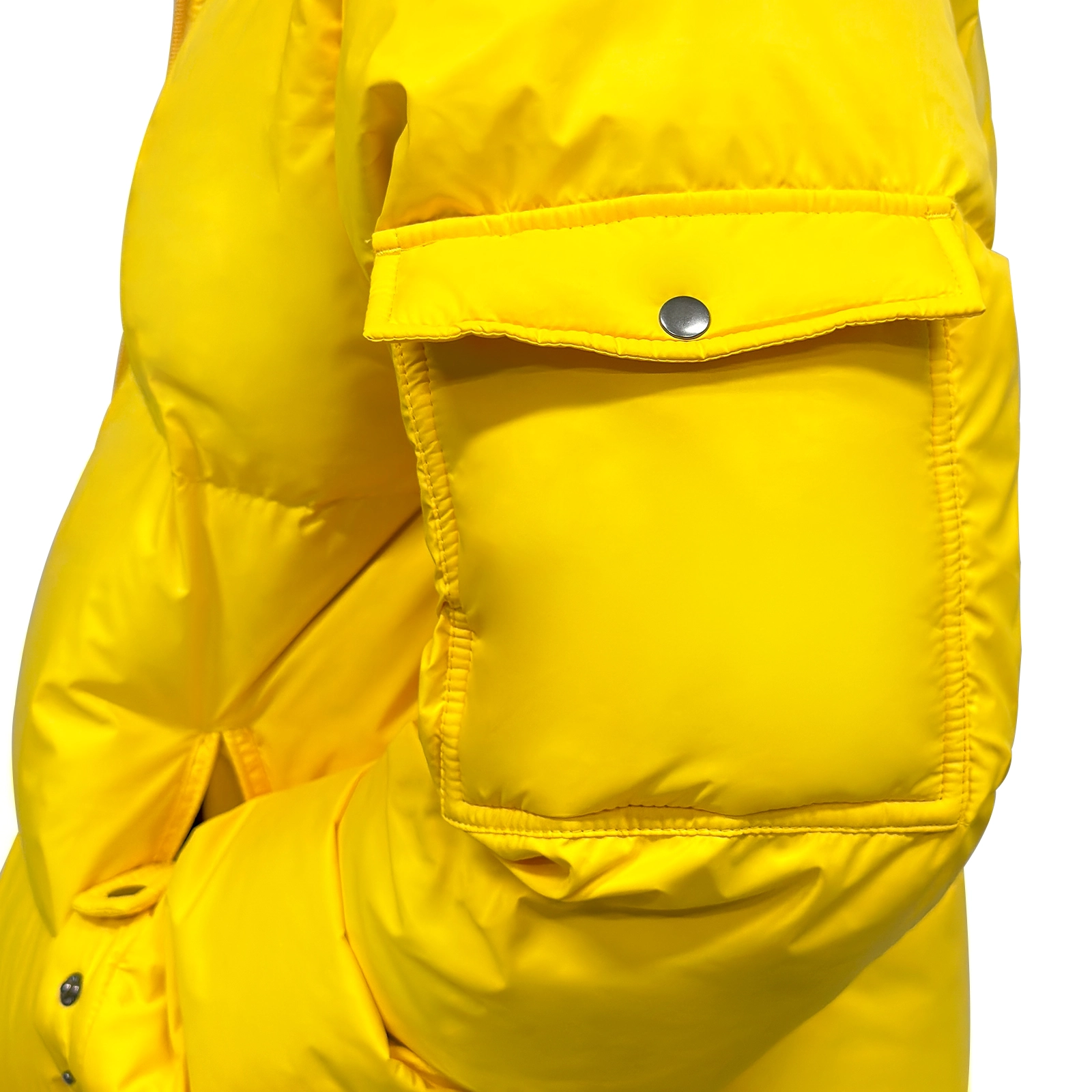 Yuelei Wholesale Yellow Puffer Jacket: Stylish Warmth for Winter