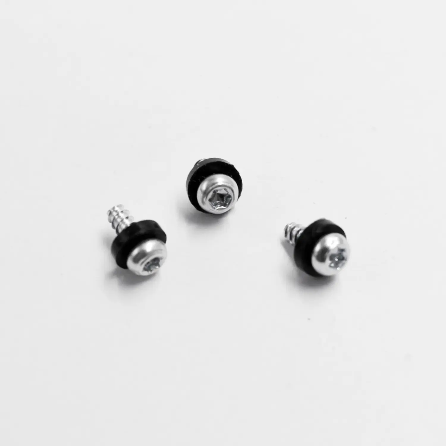 Wholesale Zinc Plated Pan Head Torx Self Tapping Screw With Black O-ring for Stable Assembly Manufacturer, Factories