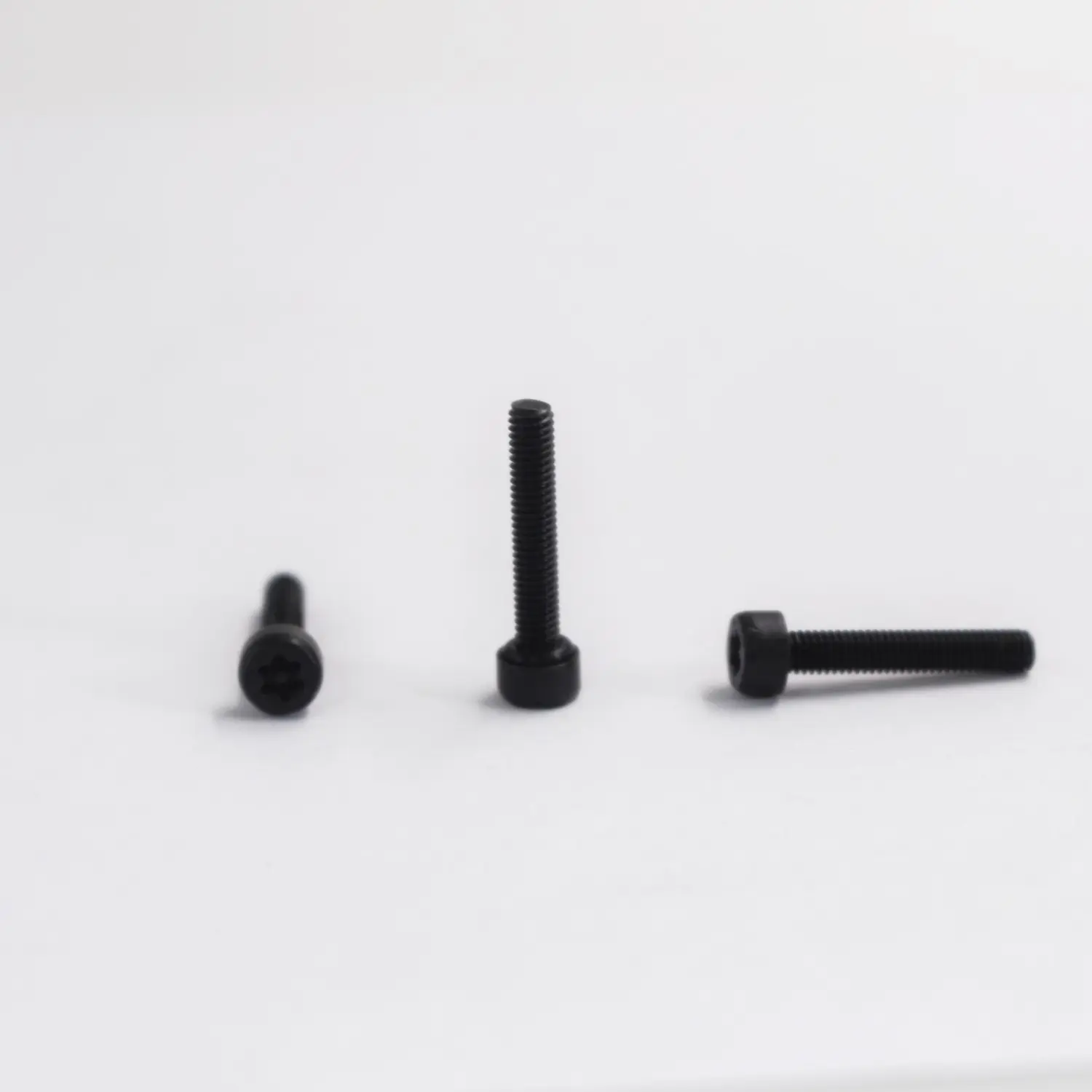 OEM Black Cup Head Torx Pin Machine Screw for Secure Equipment Assembly Manufacturer, Factories