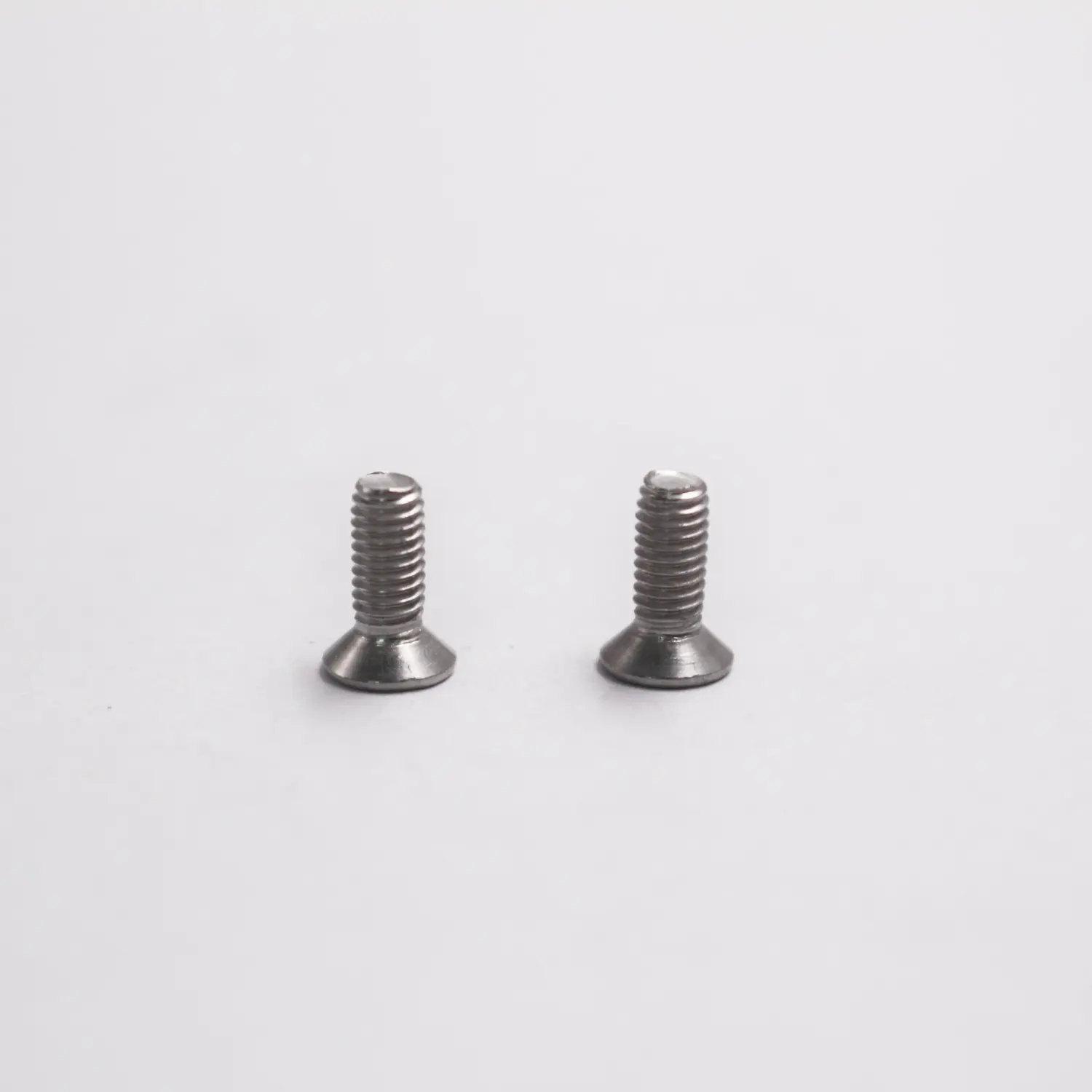 Custom Phillips Countersunk Head Machine Screw for Flat Surface Assembly Manufacturer, Supplier