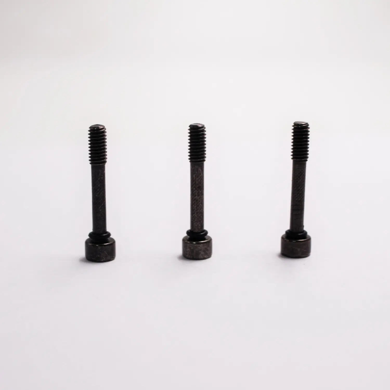 China Black Torx Socket Head Half-thread Sealing Screw with O Ring for Equipment Housing Assembly Manufacturers, Factories