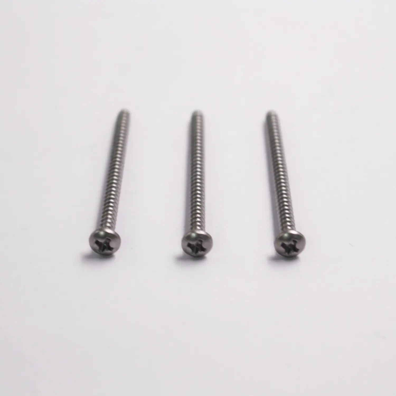 Custom Phillips Pan Head Plastic Self Tapping Screw for Thin Metal and Plastic Assembly Manufacturers, Suppliers