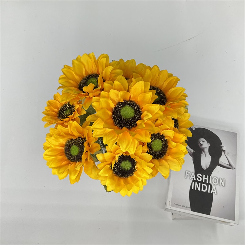 China Competitive Price Artificial China Flower Small Sunflowers autumn Sunflower Manufacturer, Supplier