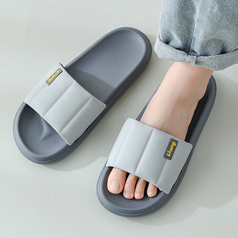 Wholesale Cool slippers, new style in summer, simple indoor home, household slippers, women wear them outside, bathroom, bath, and antiskid Supplier, Pricelist