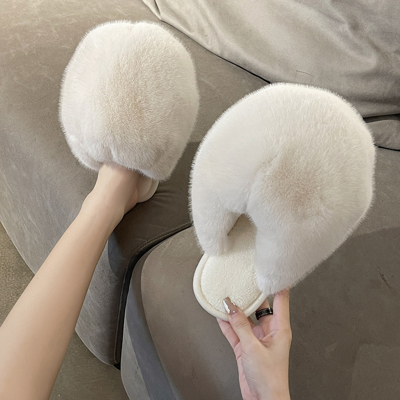 China New cotton leather ladies autumn and winter plush pom poms cotton fluff plush women's comfortable home home interior Suppliers, Factory