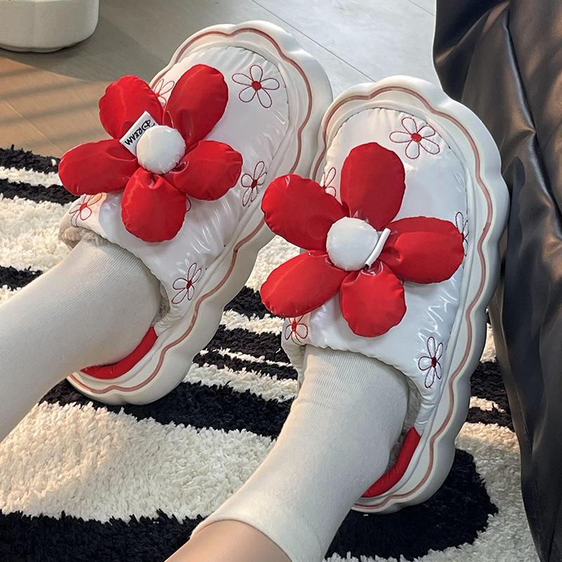 China Thick bottom stepping on feeling cotton slippers women's winter petals small flower Korean version home warm and fledging cotton slippers Manufacturers, Quotes