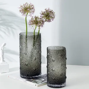 China Wholesale Color Different Size Wide Mouth Grace Stripe Glass Vase for Wedding Decoration