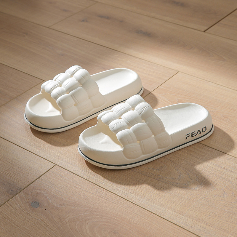 China High class cool slippers for female lovers in summer, anti-skid bathroom slippers for male, feeling like stepping on shit, household, thick soled ins Factory, Quotes