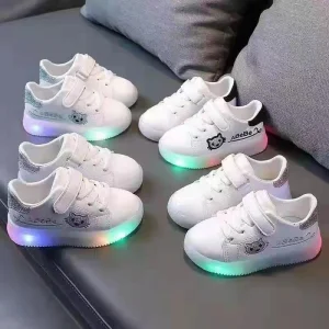 China LED Shoes for Children