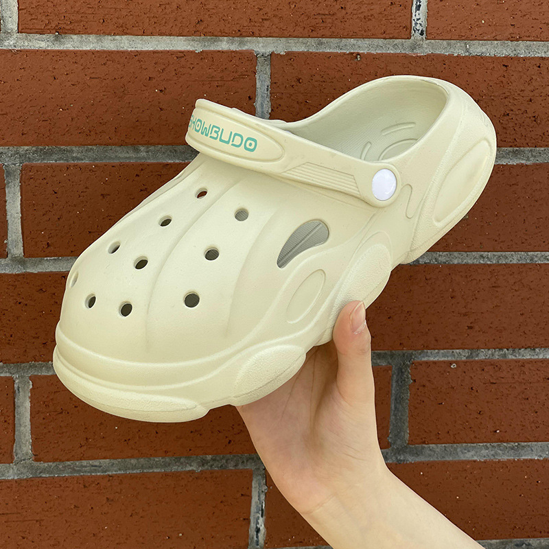 Wholesale Little Red Book Cave Shoes Women's sense of stepping on feces in summer Simple thick soles High sense Beach slackers wear sandals over their heads Manufacturers, Suppliers