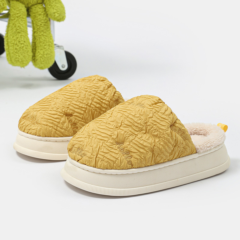 China Puff cotton slippers women's winter home indoor waterproof non-slip stepping on feeling thick bottom senior emotional couple wear cotton drag Supplier, Factories