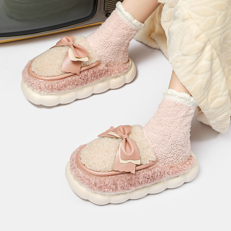 China Step on feeling cotton slippers women's winter warm plush girl heart anti-slip couple cute soft bottom outside wearing  Factory, Quotes