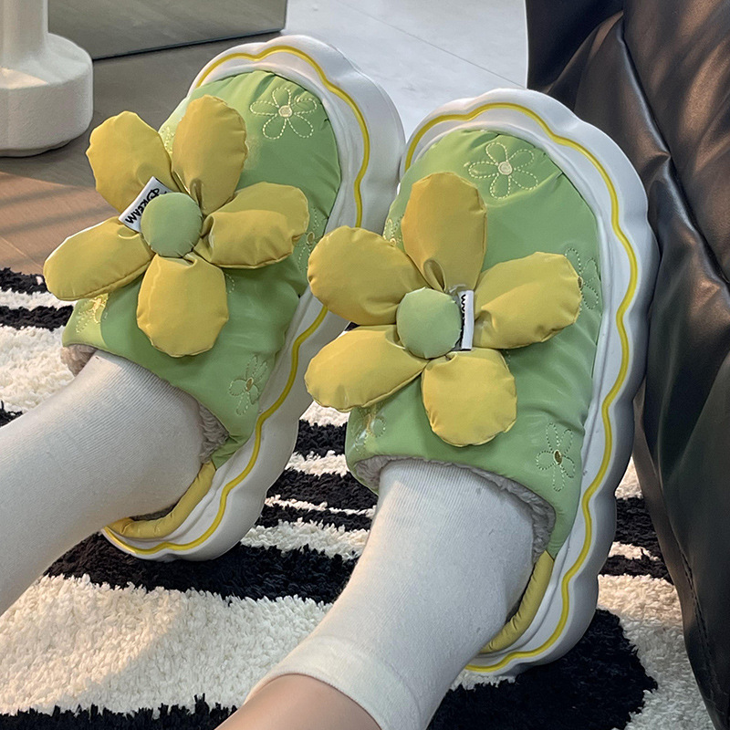 China Thick bottom stepping on feeling cotton slippers women's winter petals small flower Korean version home warm and fledging cotton slippers Manufacturers, Quotes