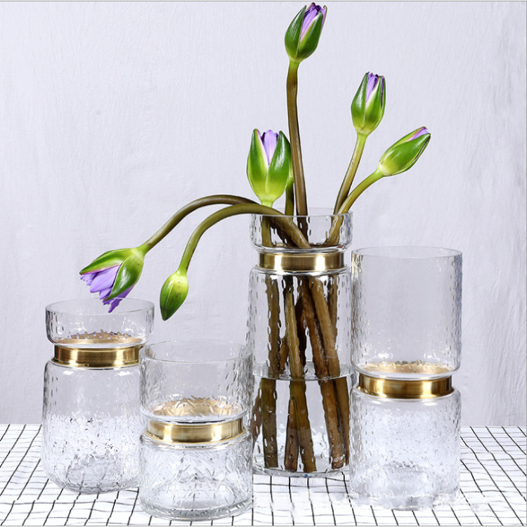 China China Factory Transparent Glass Crystal Roundshape Vase for Modern Luxury Interior Design Style Home Decoration Wedding Hotel Supplier, Factory