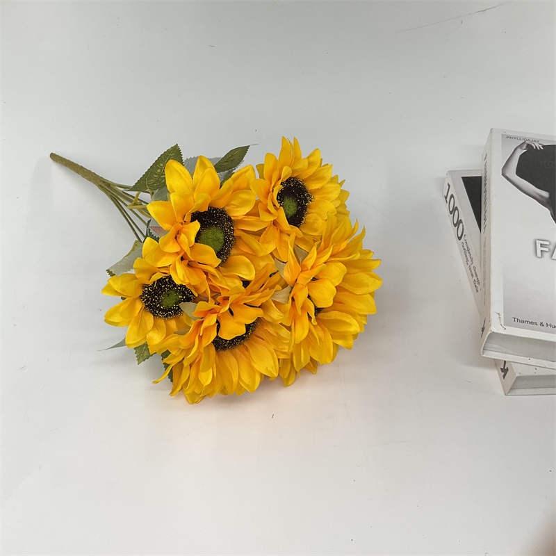 China Competitive Price Artificial China Flower Small Sunflowers autumn Sunflower Manufacturer, Supplier