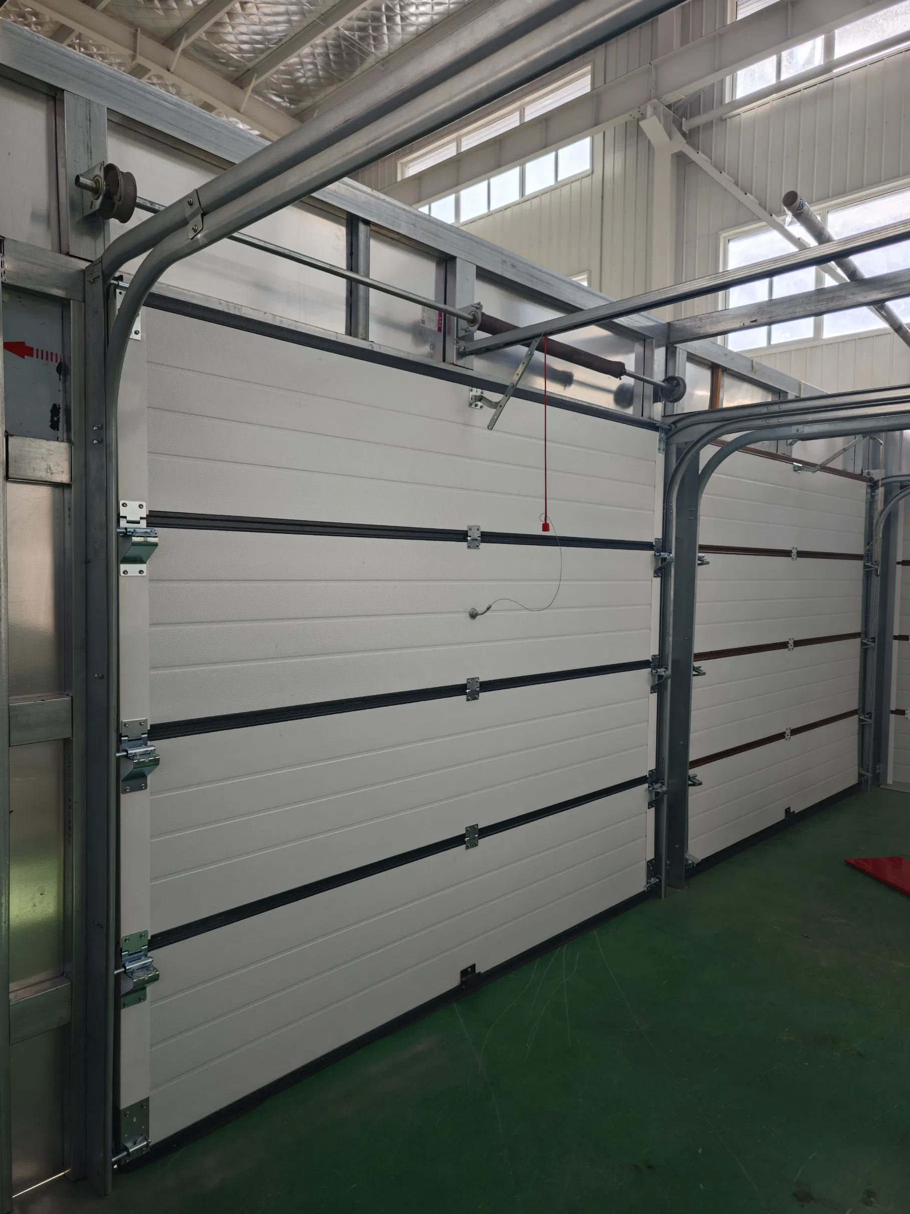 Hot Sale High Quality Single or Double Remote Control Sectional PU Automatic Flip up Electrical Morden Tilt Smart Steel Morden Overhead Garage Doors for Home