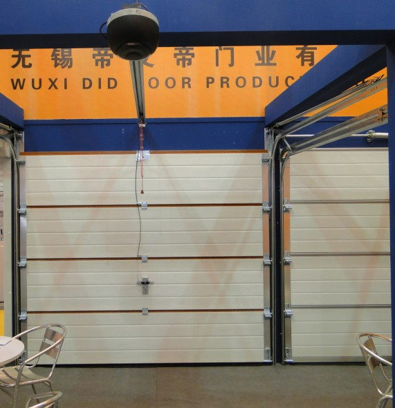CE Approved Overhead Garage Door