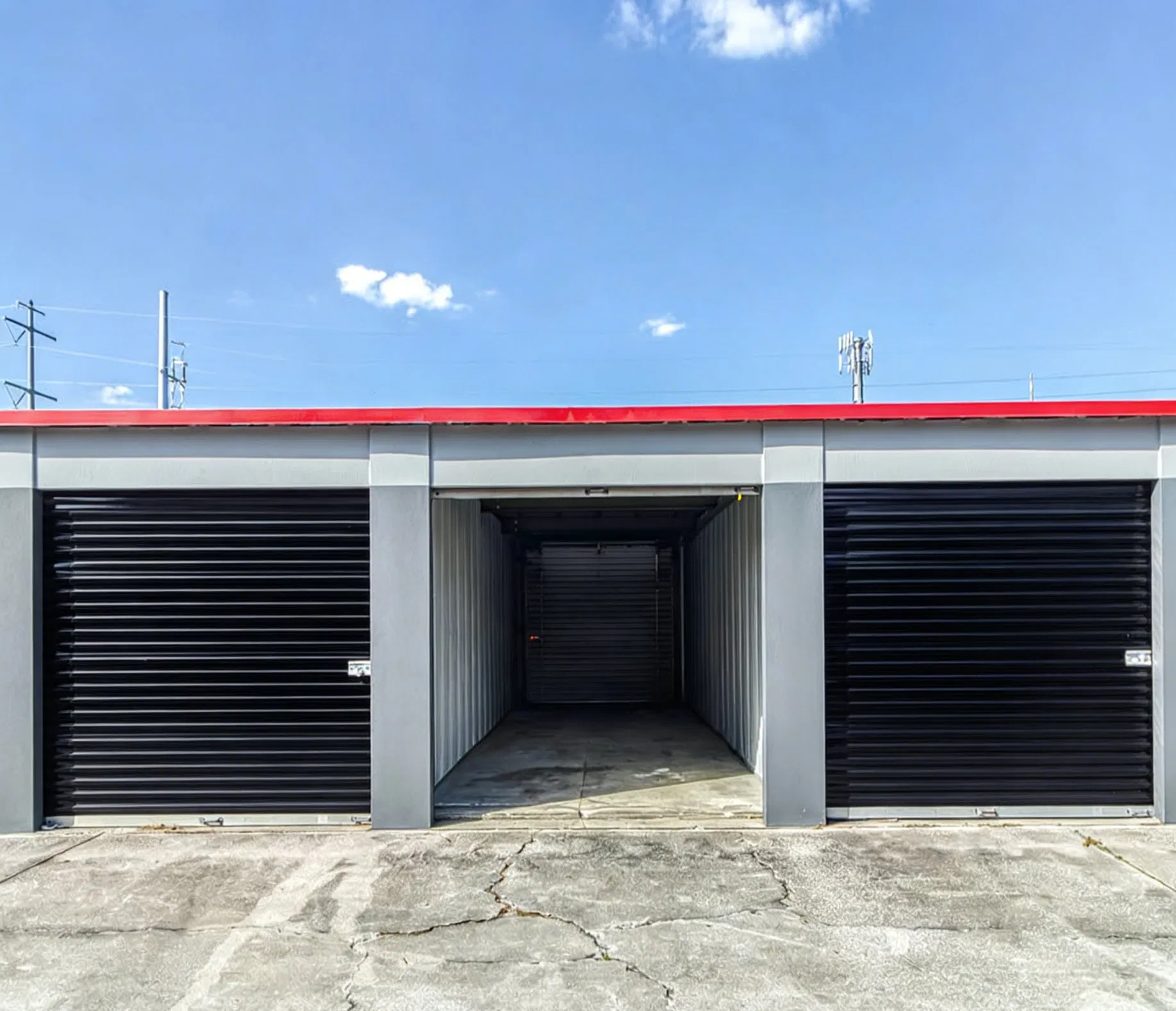 Heavy-Duty Industrial Warehouses Galvanized Steel Windproof Roll up Door