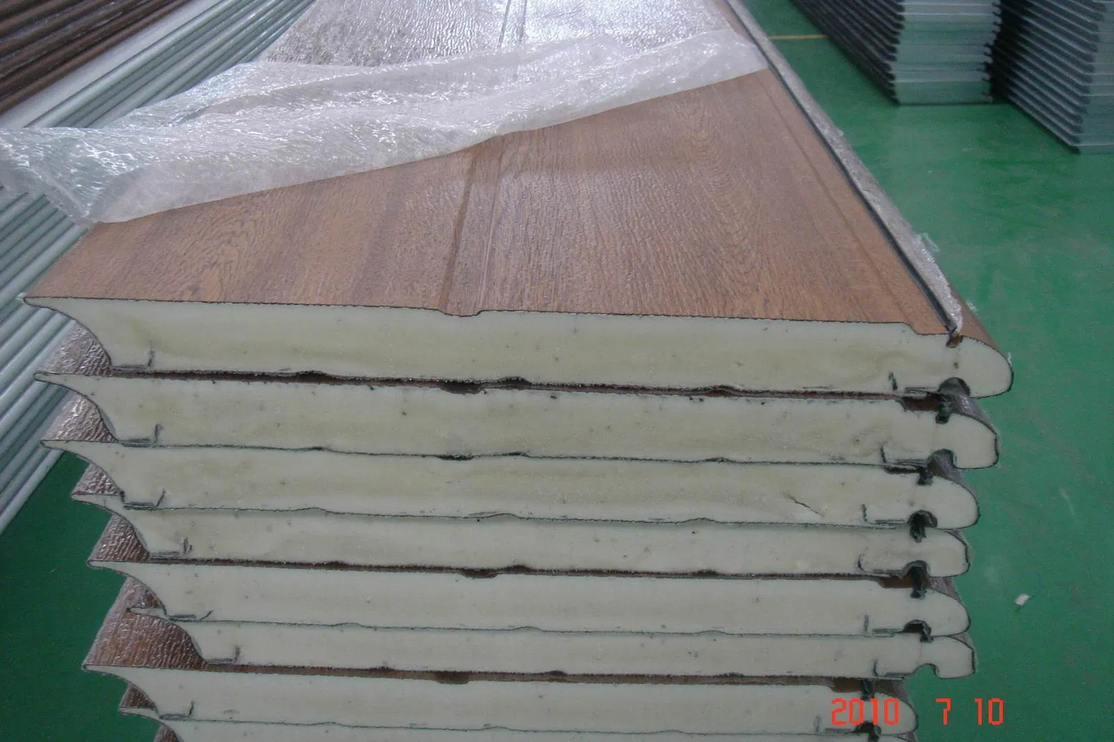 40mm Steel PU Insulated Residential Automatic Overhead Sectional Rolling Roller up Garage Door with Pedestrian Door